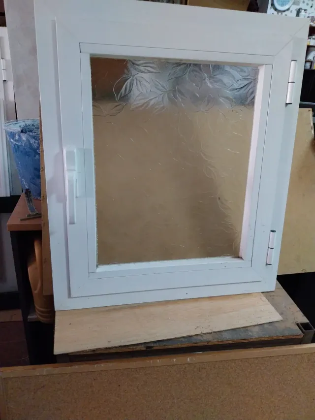 Ventana abatible 1 hoja 60x70