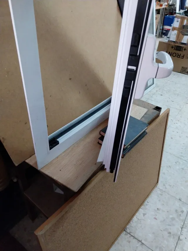 Ventana abatible 1 hoja 60x70