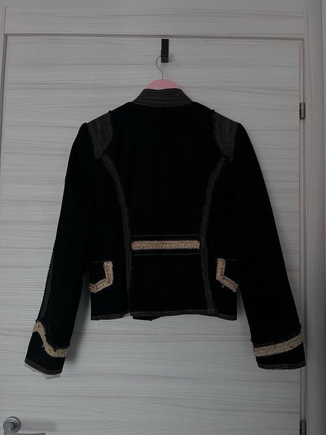 Giacca Atelier Nera Dettagli Oro Collezione