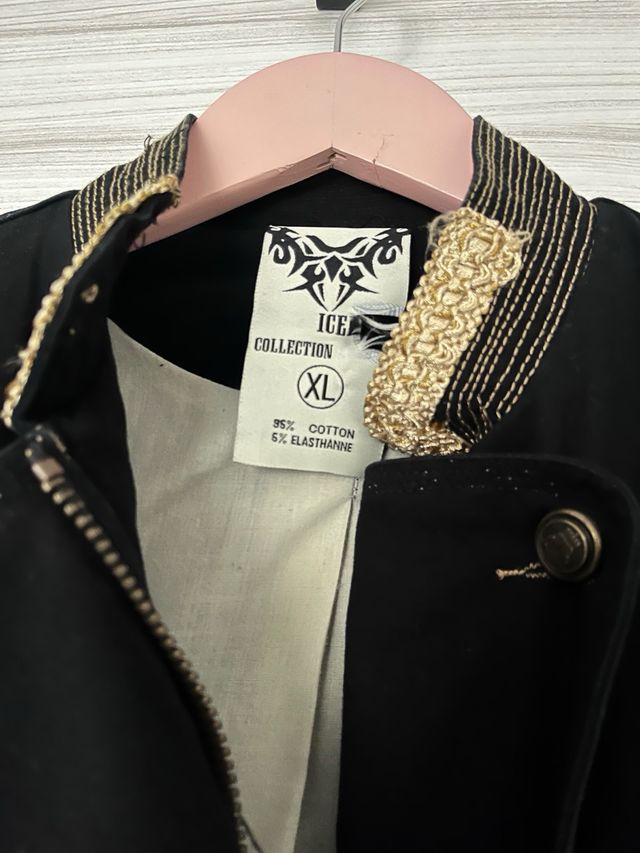 Giacca Atelier Nera Dettagli Oro Collezione