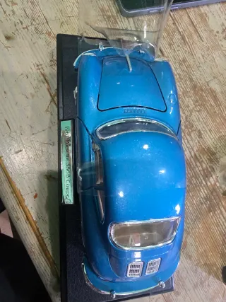 Porsche 356B Coupe 1:24 Blu Superior collectibles