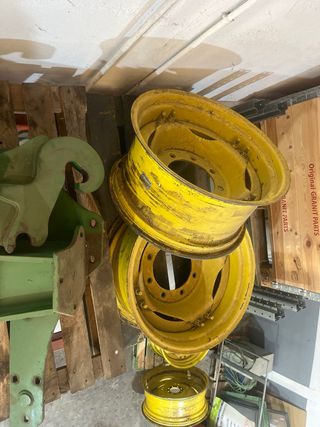 Llantas John Deere Serie 6000