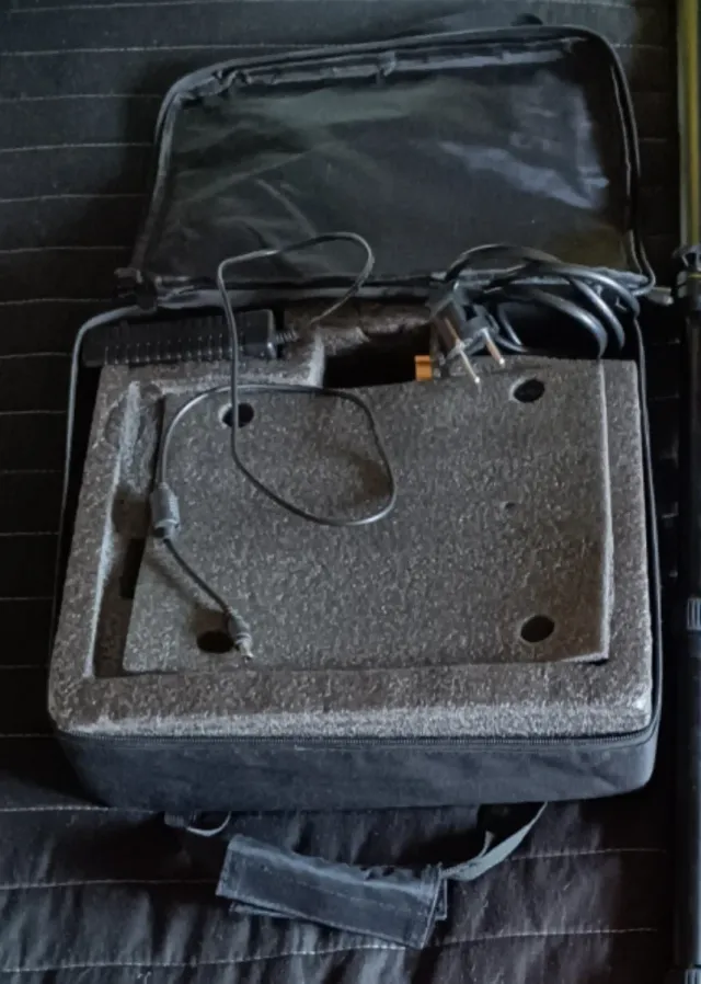 Foco LED Neewer y Accesorios