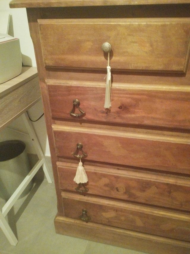 Peinadora de madera estilo antiguo