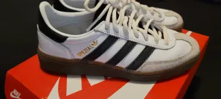 Zapatillas Adidas Spezial Blancas y Negras
