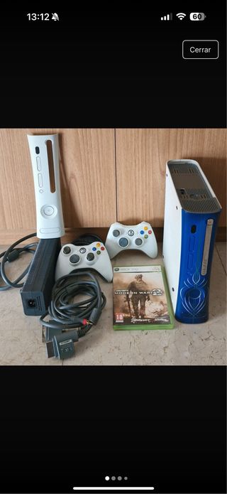 Xbox 360 Blanca y Azul con Accesorios