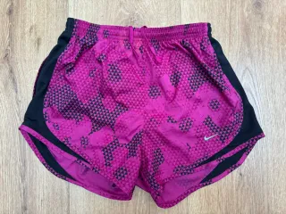 Pantaloncini da corsa Nike da donna taglia XS 
