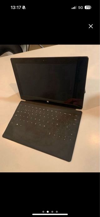 Tablet con Windows y Teclado Negro