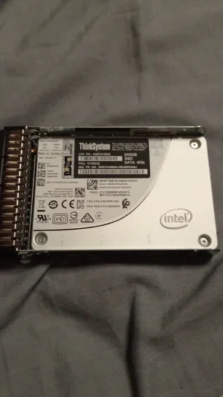 Disco Duro SSD Intel 240GB SATA 6Gb