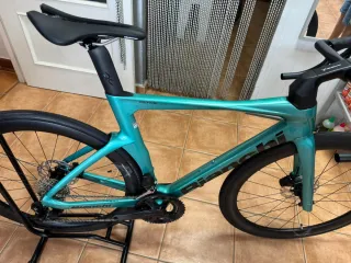 Bianchi Oltre Comp 105 Di2