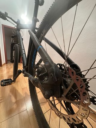Bicicleta Montaña B-twin 520
