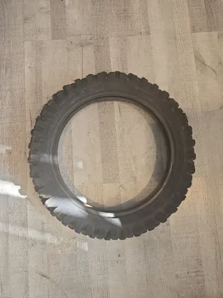 Neumático  110/100-18 USADO
DUNLOP GEOMAX