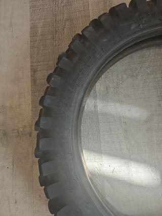 Neumático  110/100-18 USADO
DUNLOP GEOMAX