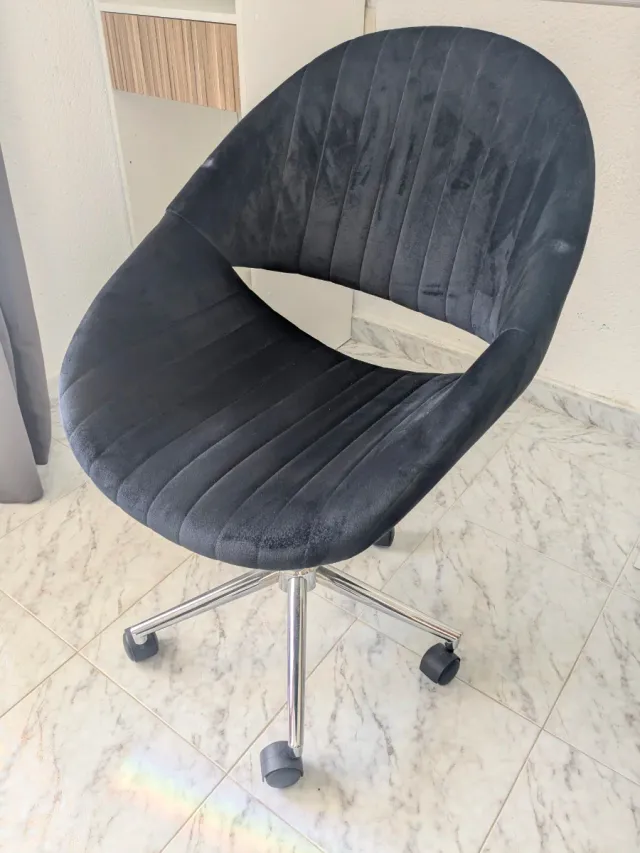Silla de escritorio terciopelo negra