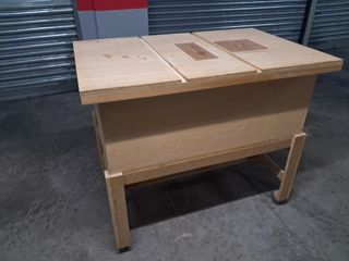 Mesa de madera artesanal para trabajos