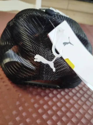 Gorra unisex de Puma, talla única. A estrenar.
