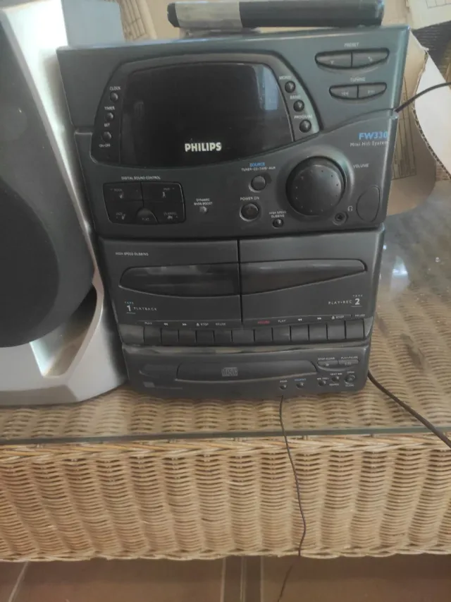 Sony Philips estéreo com colunas e controlo remoto