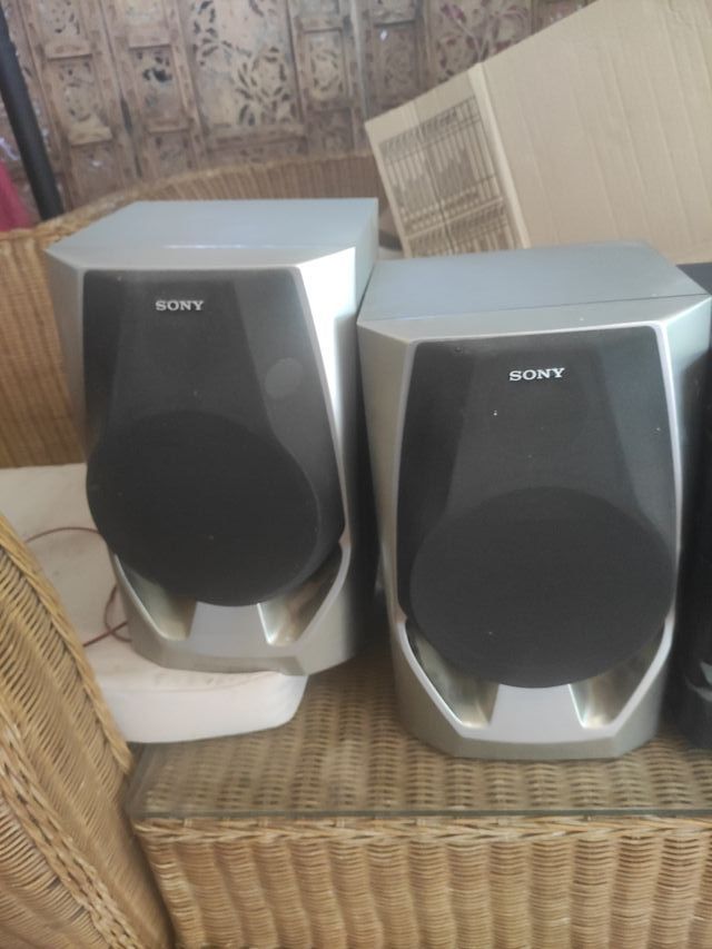 Sony Philips estéreo com colunas e controlo remoto