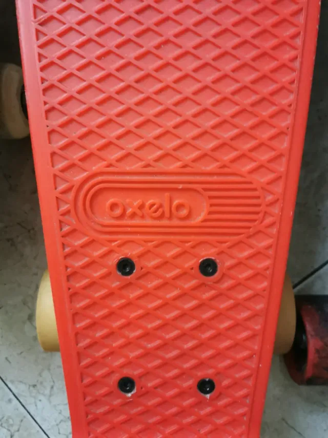 3 Monopatines (Skateboards)