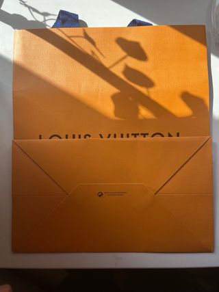 Bolsa de papel Louis Vuitton naranja