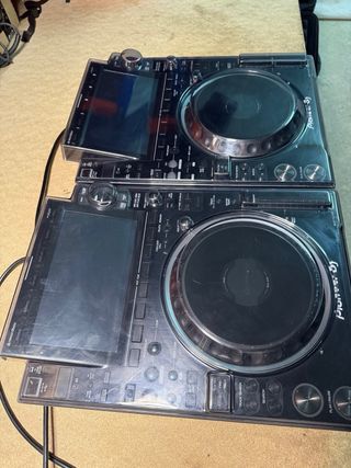 Pioneer CDJ-3000 + Decksaver + Maleta