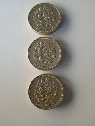 3 Monedas de 1 Libra Esterlina