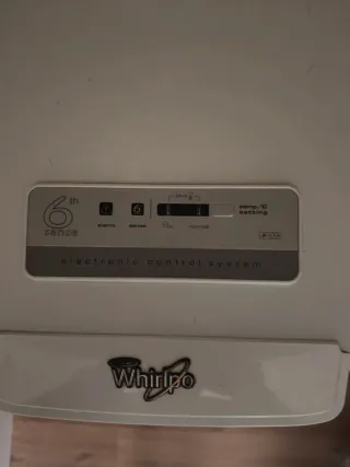 Arcón Congelador Whirlpool WH 2010 A+E
