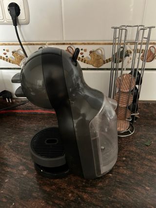 Cafetera Dolce Gusto Negra
