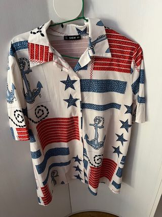 Camisa SHEIN Estampado Anclas y Estrellas Talla M