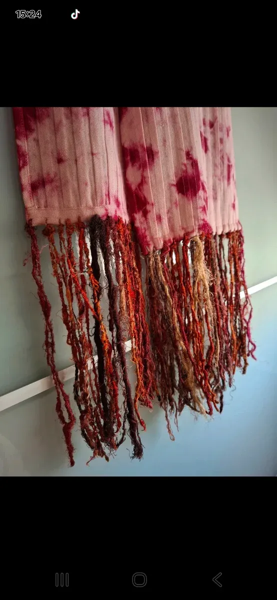 Foulard plisado hecho a mano