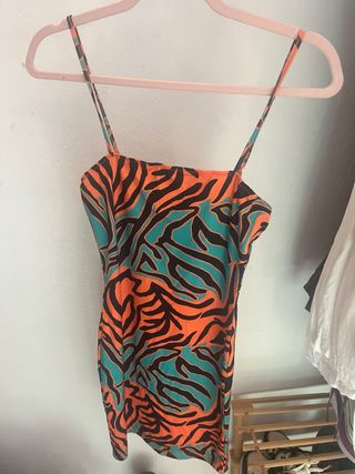 Vestido corto estampado cebra