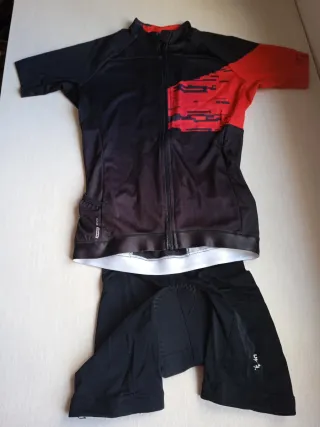 Equipación Ciclismo Btwin Talla 12. Nuevo,etiqueta