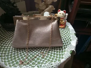Bolso de fiesta dorado