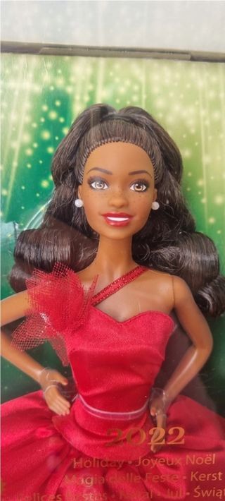 Barbie Felice Anno 2022 Afroamericana