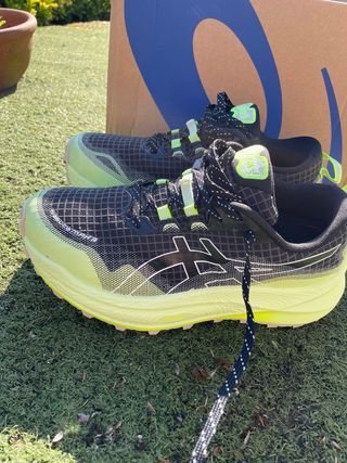 Zapatillas ASICS Negro/Amarillo