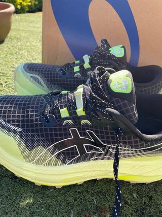 Zapatillas ASICS Negro/Amarillo