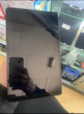 Samsung Galaxy Tab A 10.1 (2019) Gris