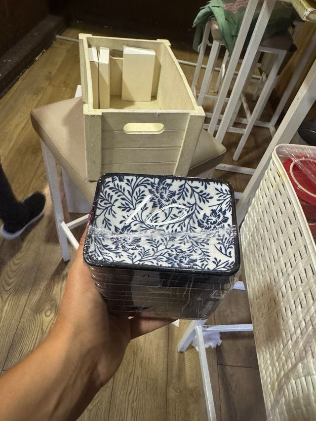 Lote 25 cuencos pequeños varios