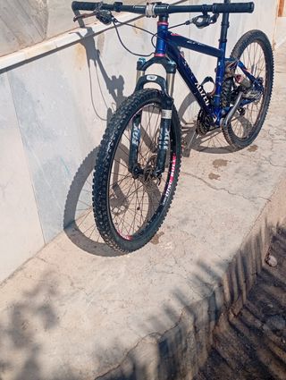 Bicicleta Specialized Doble Suspensión
