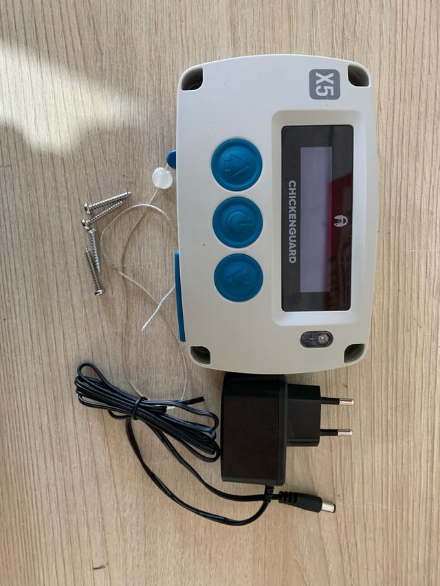 Apriscatole ChickenGuard X5