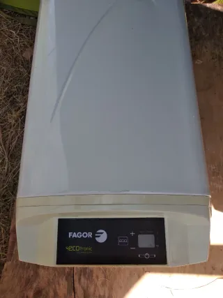 Termo eléctrico Fagor CB30 Ecotronic