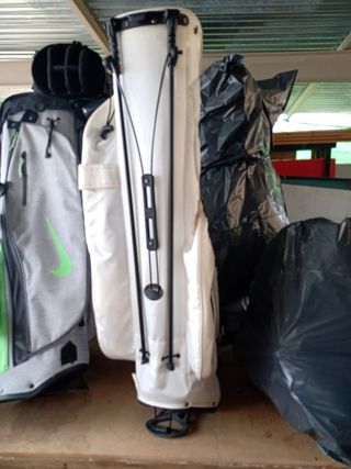 Bolsa de golf Nike blanca