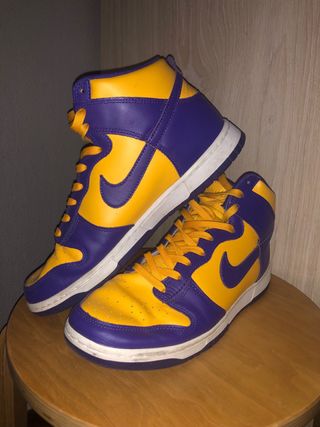 Nike Dunk High Lakers Morado Amarillo
