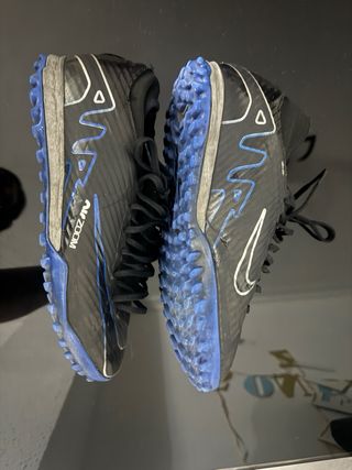 Botas de fútbol Nike multitacos