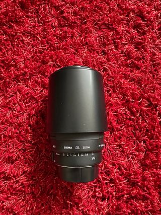 Obiettivo Sigma 75-300 mm per Canon.