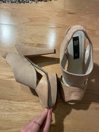 Tacones “Leticios” Mango Beige Talla 37