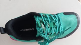 Zapatillas deportivas verde y rosa, sin usar 