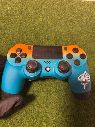 Mando PS4 Xcontrollers personalizado Team Heretics