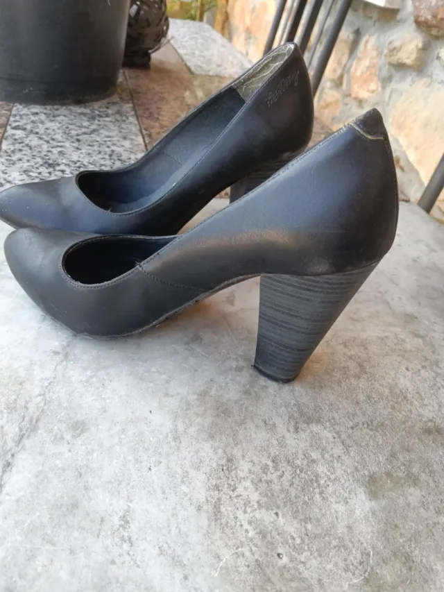 Zapatos de tacón Mustang talla 38