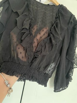 Blusa negra elegante mujer
